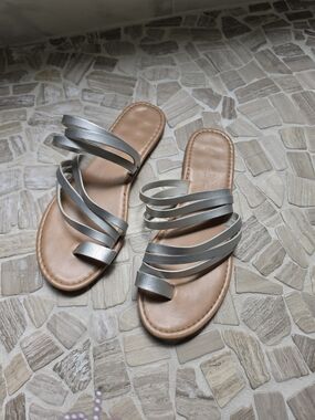 Women's Silver Strappy Slide Sandals - Neutral Footbed